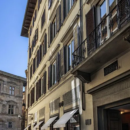 Parione Uno 3* Florence