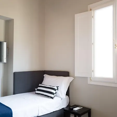Guest house Parione Uno 3*
